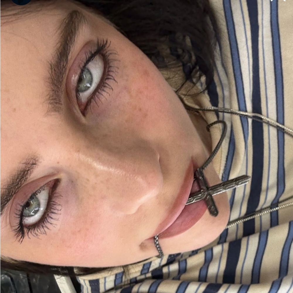 Meet your Posher, Just